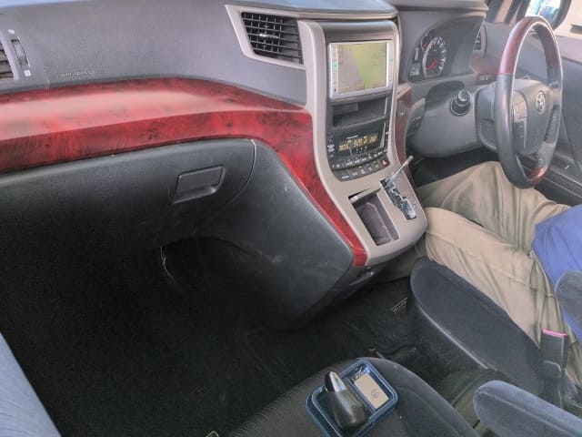 2008 TOYOTA Vellfire