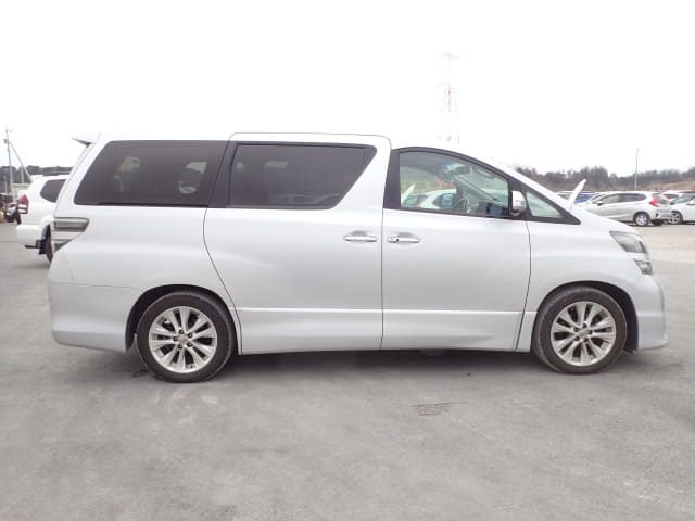2008 TOYOTA Vellfire