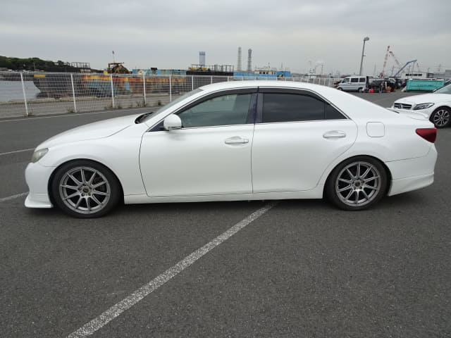 2011 TOYOTA Mark X