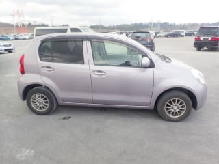 2010 TOYOTA Passo