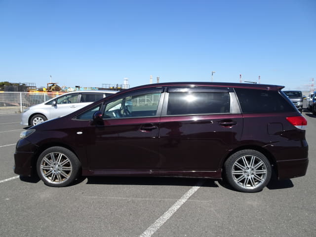 2011 TOYOTA Wish