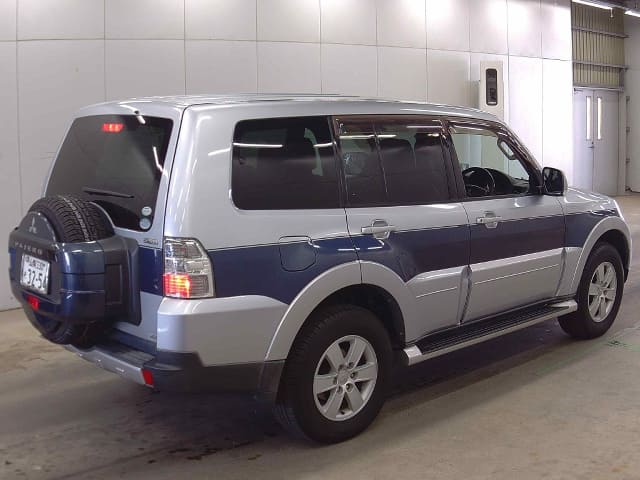 2007 MITSUBISHI Pajero