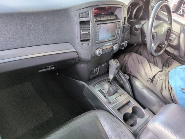 2007 MITSUBISHI Pajero
