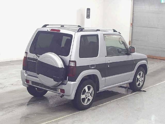 2007 MITSUBISHI Pajero Mini