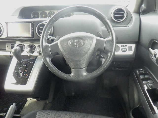 2010 TOYOTA Corolla Rumion