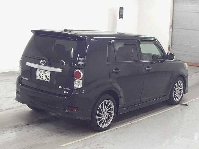 2010 TOYOTA Corolla Rumion