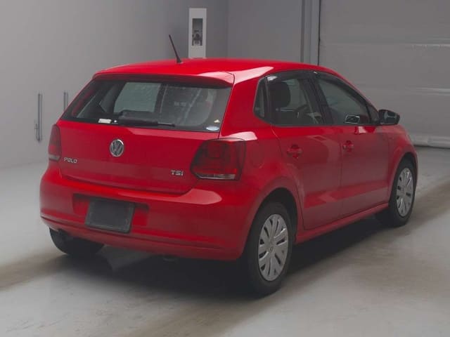 2010 VOLKSWAGEN Polo