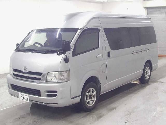 TOYOTA Hiace Commuter]