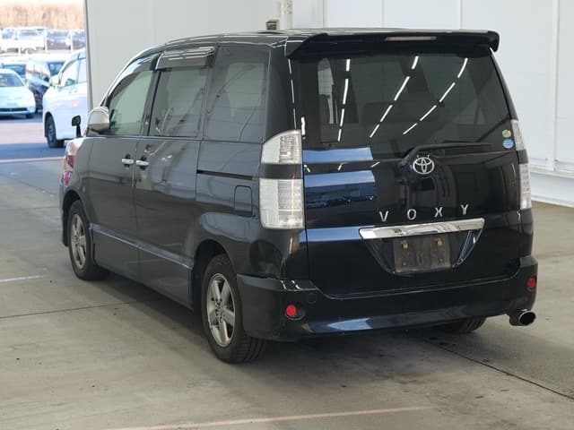 2007 TOYOTA Voxy