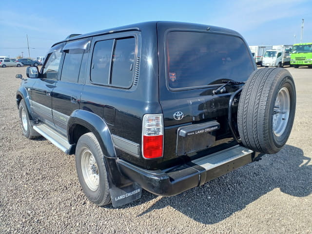 1996 TOYOTA Land Cruiser