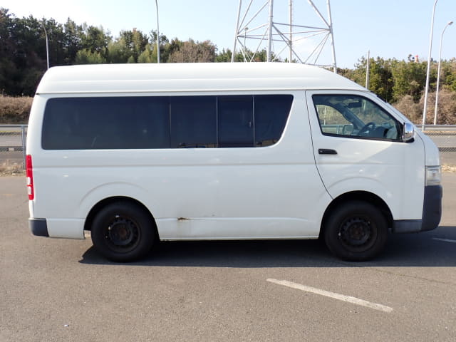 2005 TOYOTA Hiace Van