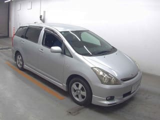 2004 TOYOTA Wish