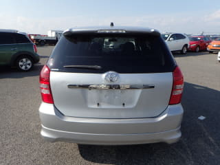 2004 TOYOTA Wish