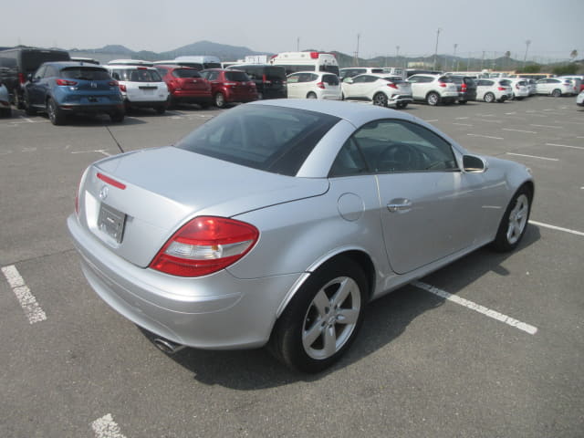 2006 MERCEDES-BENZ SLK