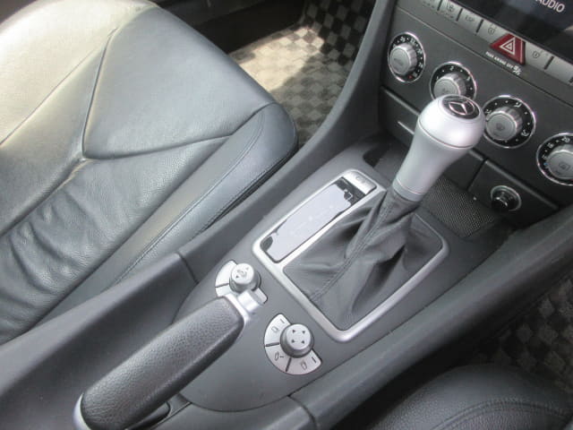 MERCEDES-BENZ SLK thumbnail 35