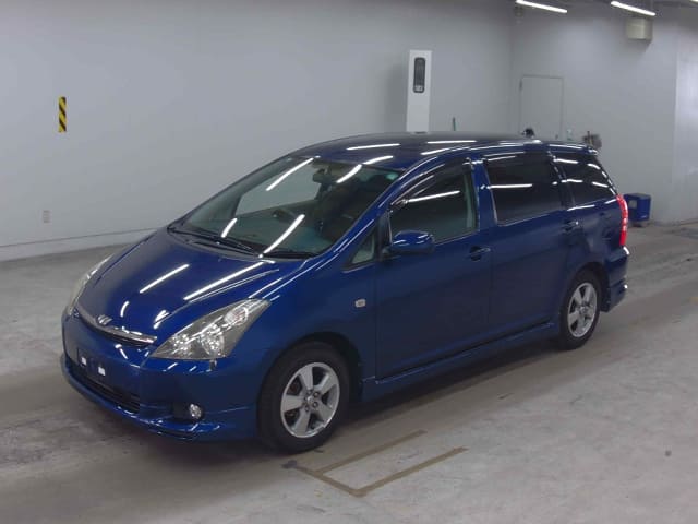 2005 TOYOTA Wish