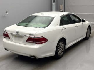 2011 TOYOTA Crown