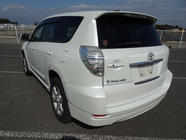 2011 TOYOTA Vanguard