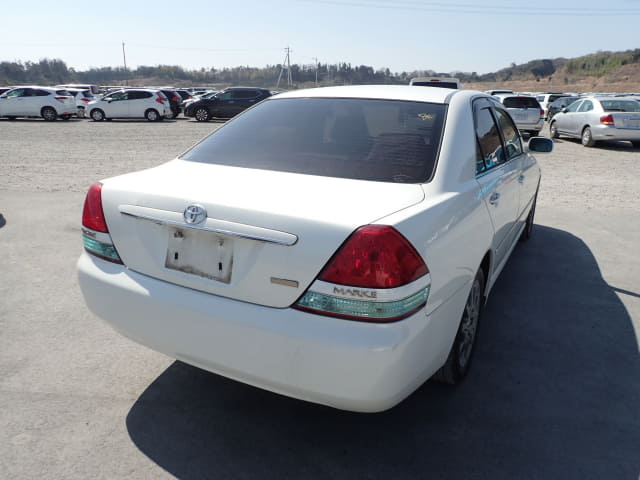 2003 TOYOTA Mark II