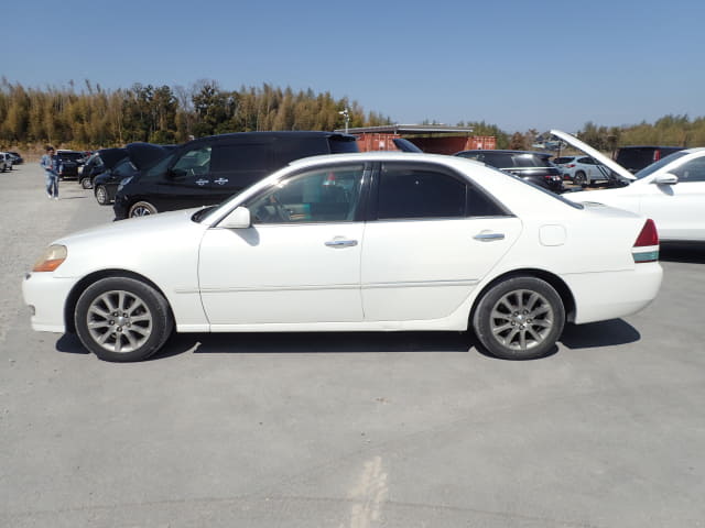 2003 TOYOTA Mark II