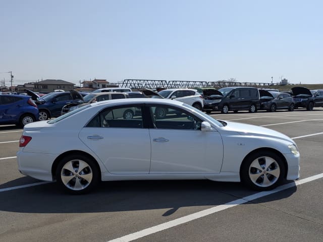 2005 TOYOTA Mark X