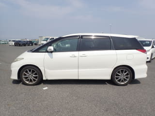 2009 TOYOTA Estima