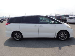 2009 TOYOTA Estima