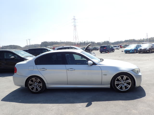BMW 3 Series thumbnail 71