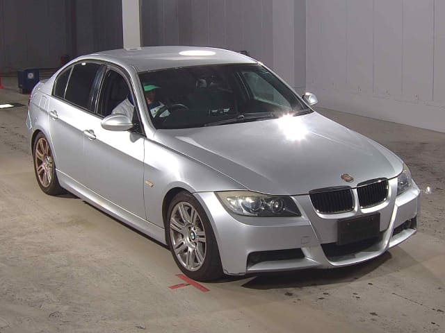BMW 3 Series thumbnail 50