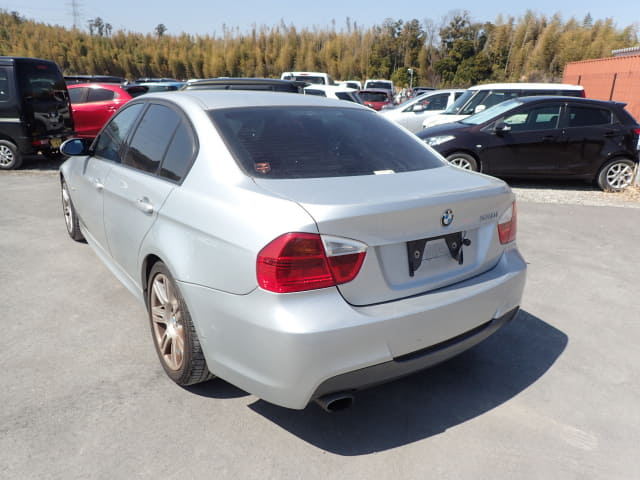 BMW 3 Series thumbnail 68