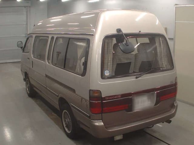 1995 TOYOTA Hiace Wagon