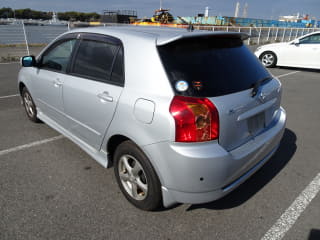 2004 TOYOTA Corolla Runx