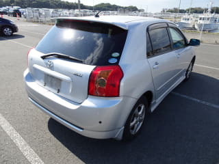 2004 TOYOTA Corolla Runx