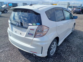2011 HONDA Fit