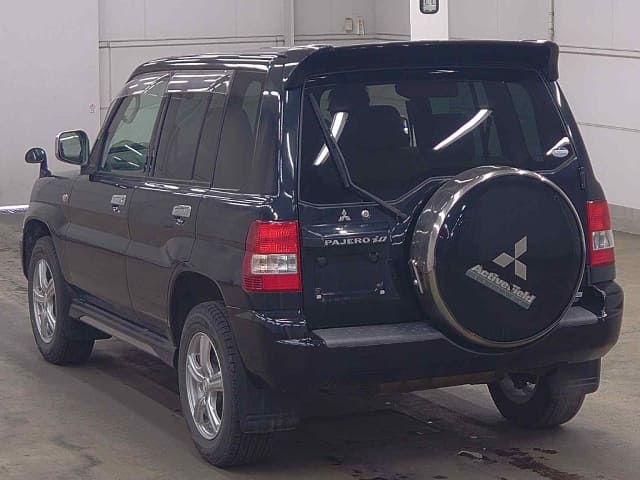 2005 MITSUBISHI Pajero iO