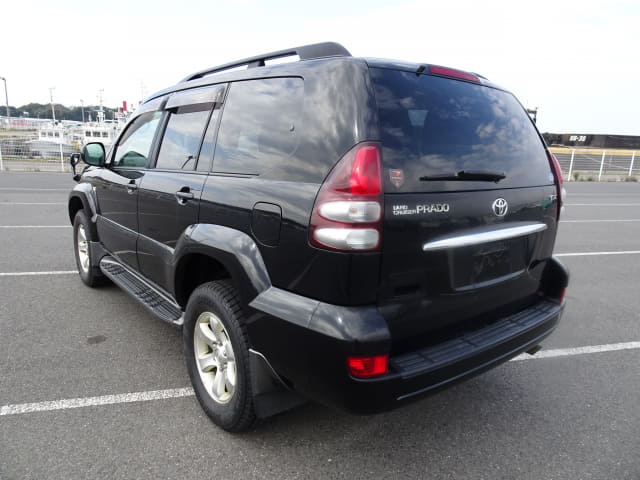 TOYOTA Land Cruiser Prado thumbnail 3