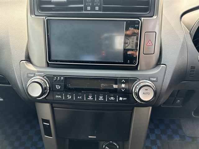 2010 TOYOTA Land Cruiser Prado