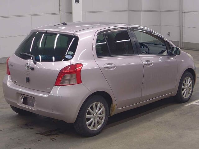 2006 TOYOTA Vitz