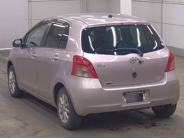 2006 TOYOTA Vitz