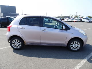 2006 TOYOTA Vitz