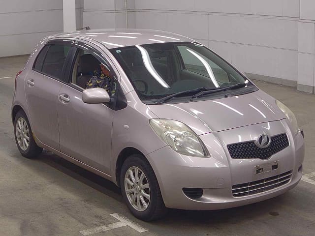 2006 TOYOTA Vitz