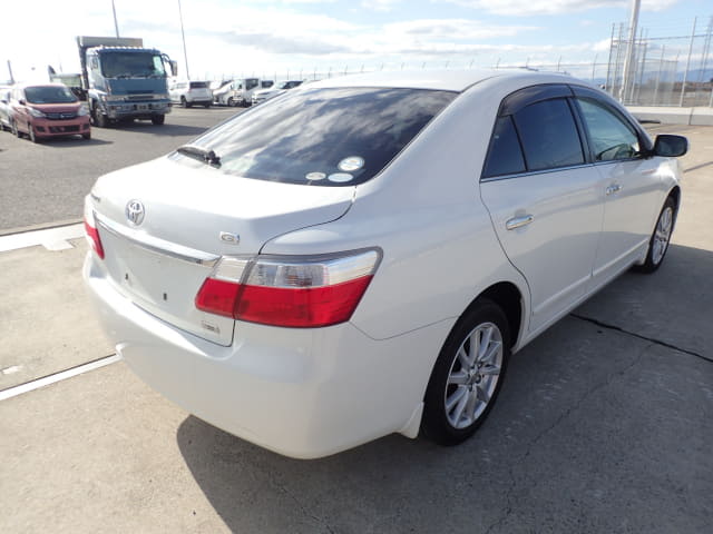 2010 TOYOTA Premio