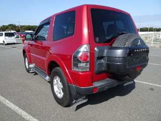 2009 MITSUBISHI Pajero