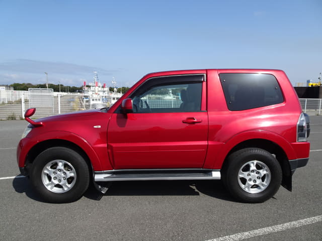 2009 MITSUBISHI Pajero