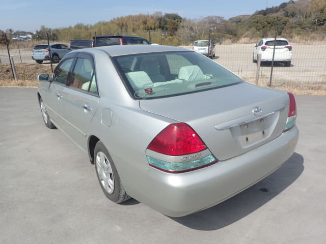 2003 TOYOTA Mark II