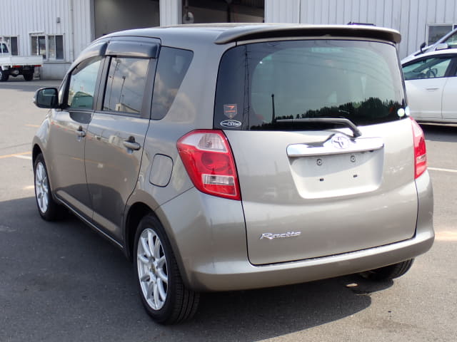2006 TOYOTA Ractis