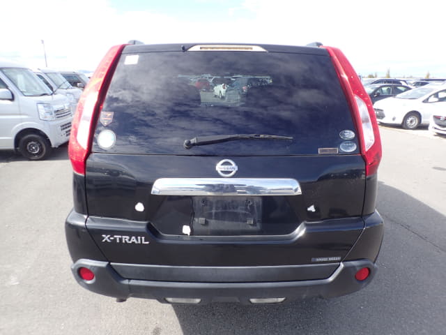 2011 NISSAN X-Trail