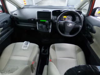 2010 TOYOTA Wish