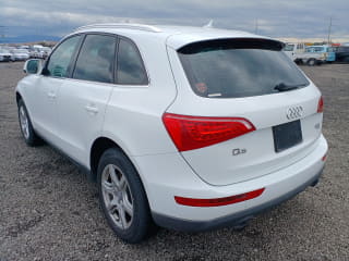 2011 AUDI Q5