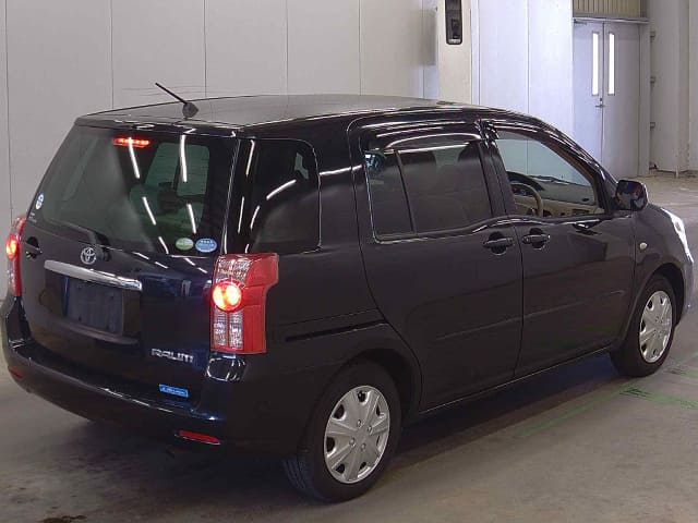 2011 TOYOTA Raum
